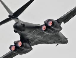 B-1b枪骑兵改：B-1X -8