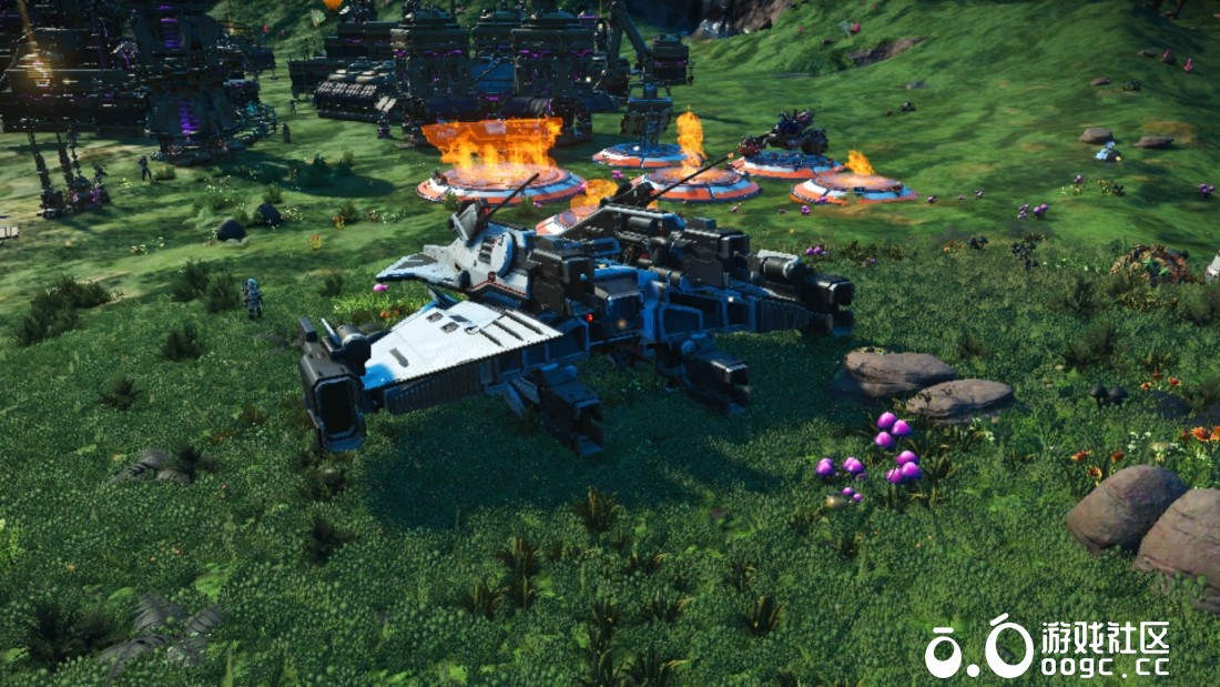 白色13喷顶配全增压拦截机-9